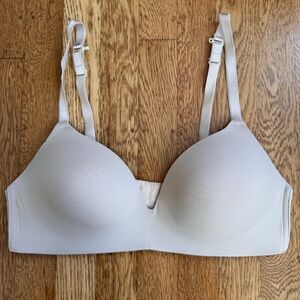 Auden Seamless T-Shirt Bliss Bra - Beige Sz 38B convertible straps
